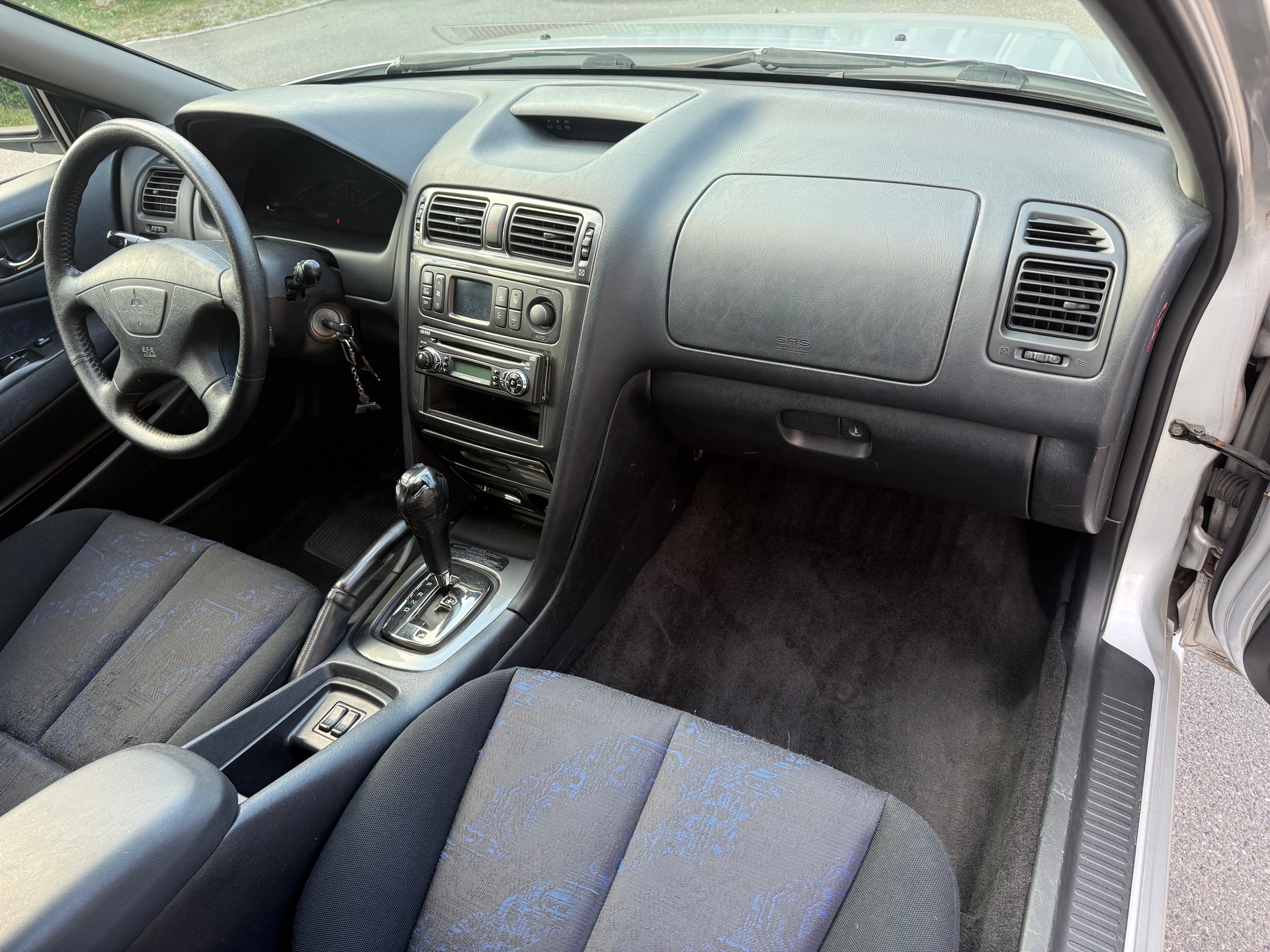 MITSUBISHI Galant 2.5 V6 24V Edition-image-18