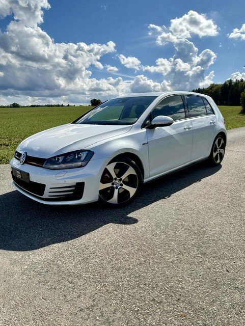 VW 2.0 TSI GTI-image-0