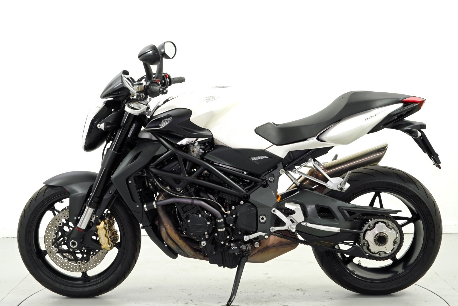 MV AGUSTA B4 920 Brutale-image-4