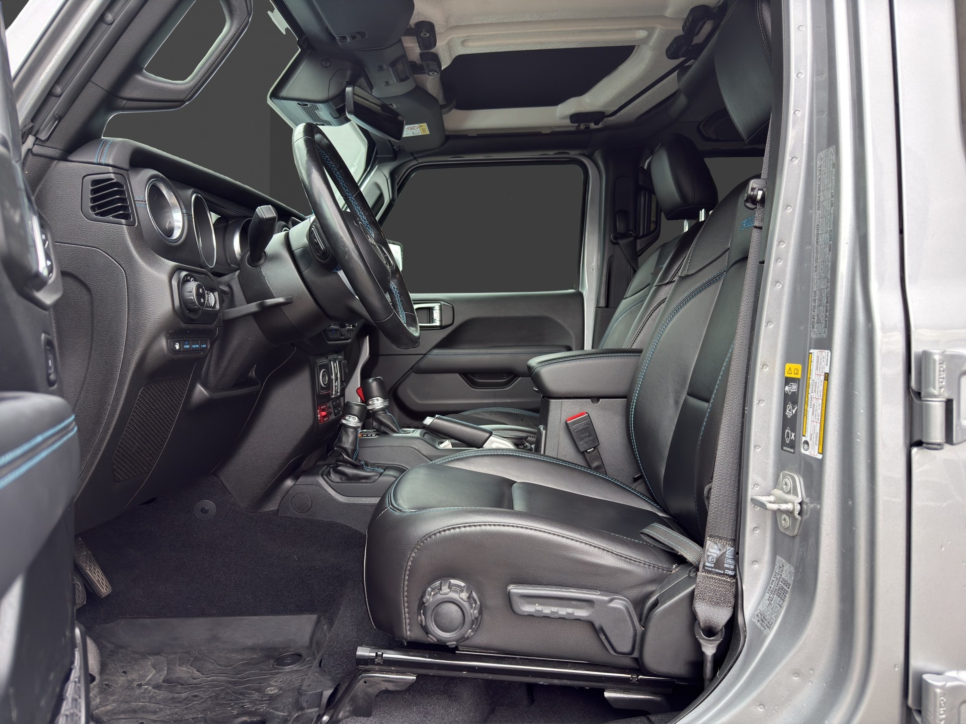 JEEP Wrangler 2.0 PHEV Unlimited Rubicon DT Automatic-image-15