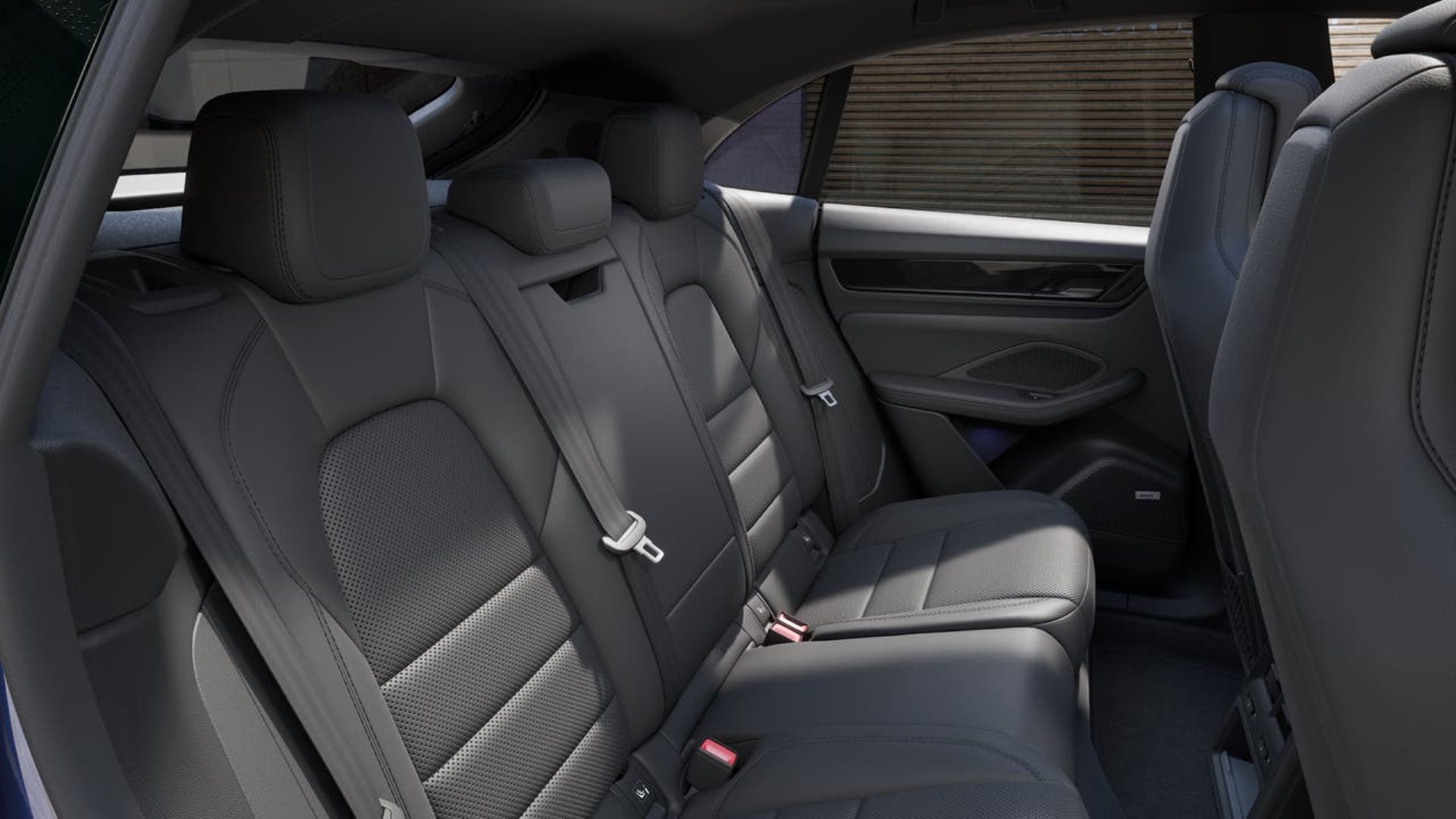 PORSCHE Macan 4-image-12