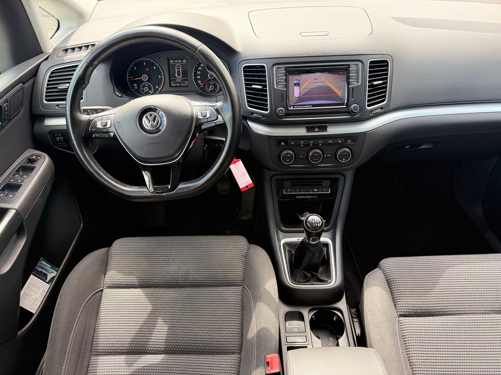VW Sharan 2.0 TDI BMT Trendline 4Motion-image-7