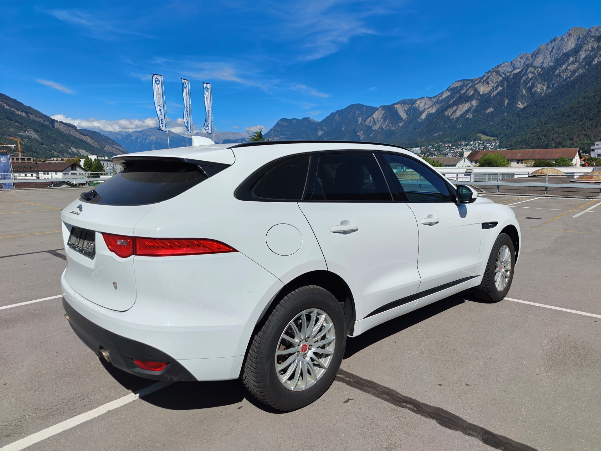 JAGUAR 2.0 T 250 R-Sport AWD-image-1