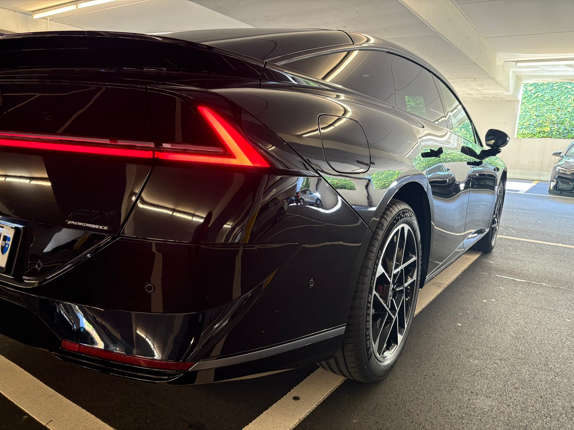 XPENG P7+ 75kWh Performance AWD-image-11