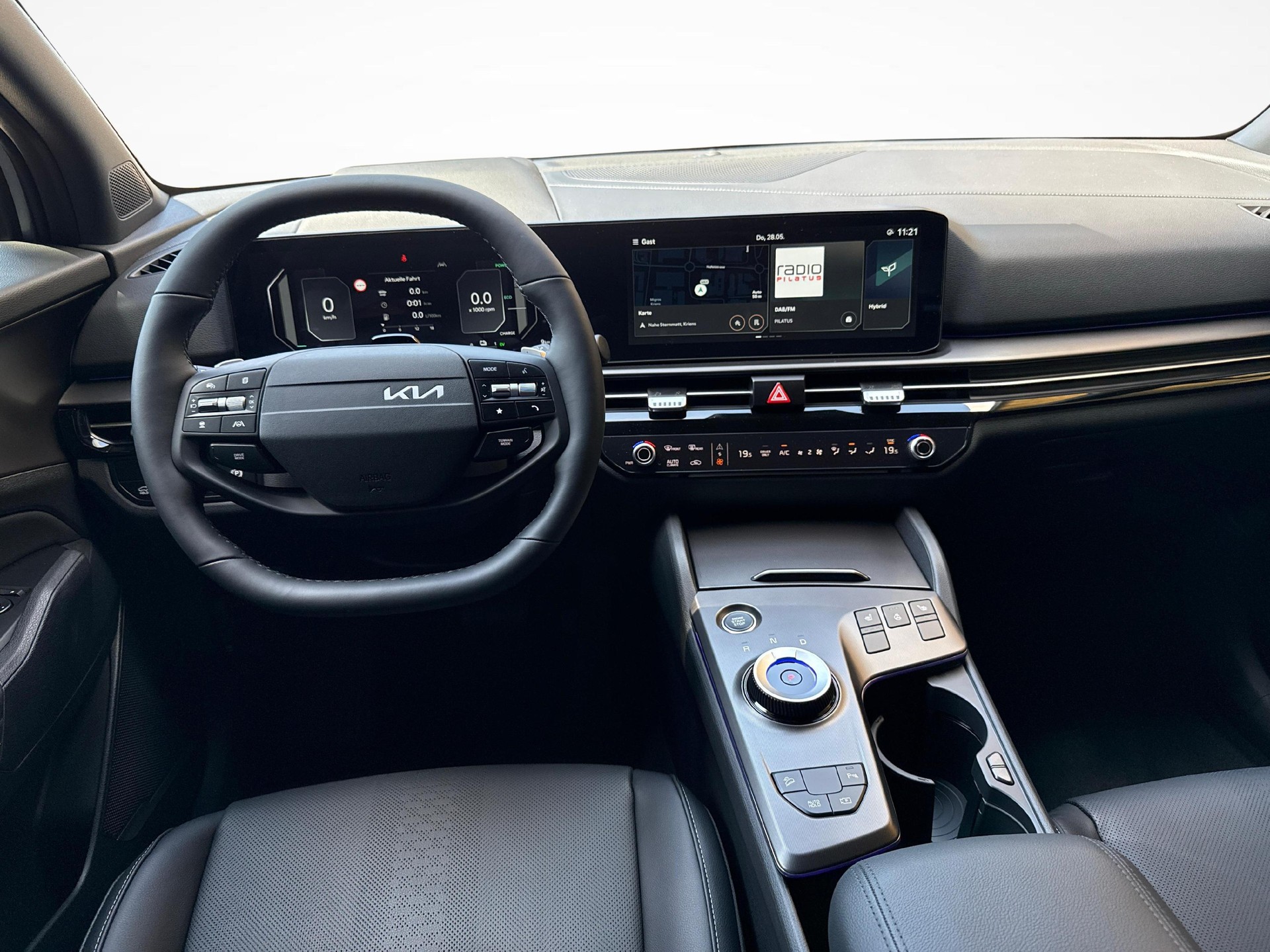 KIA Sportage 1.6 T-GDi Hybrid Black Edition-image-8