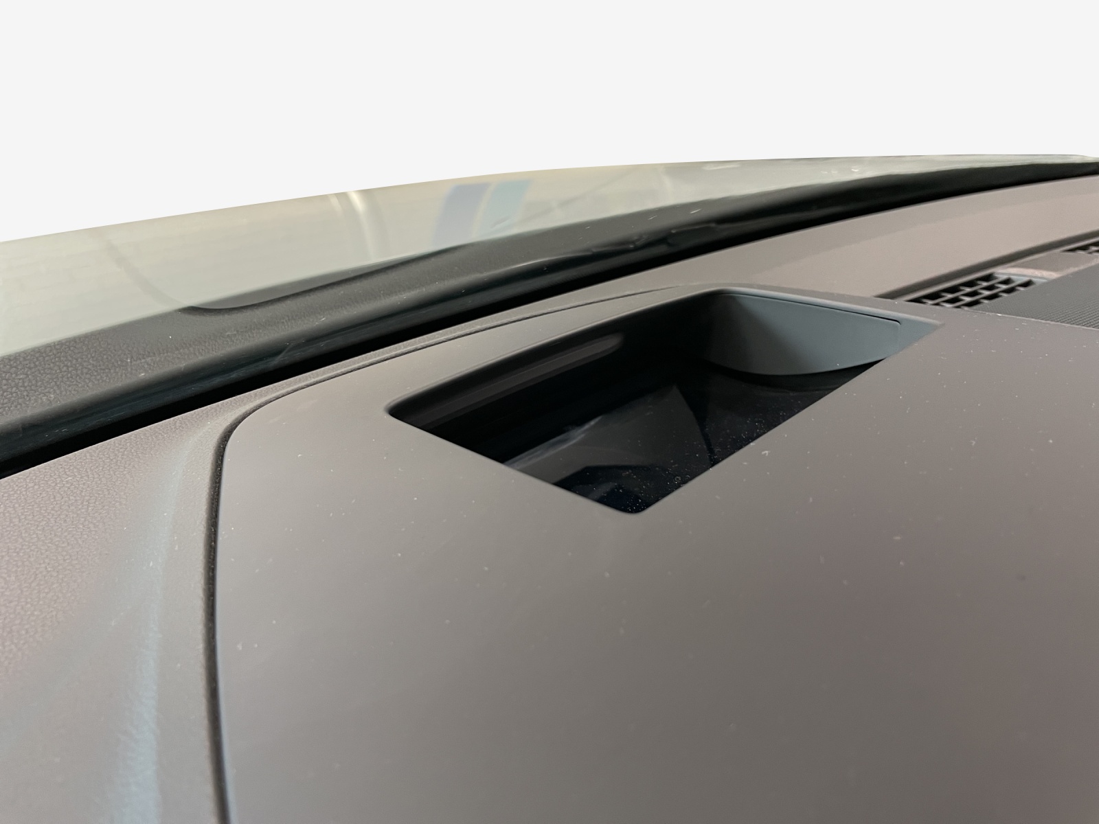 VW Golf 2.0 TSI R DSG 4Motion-image-15