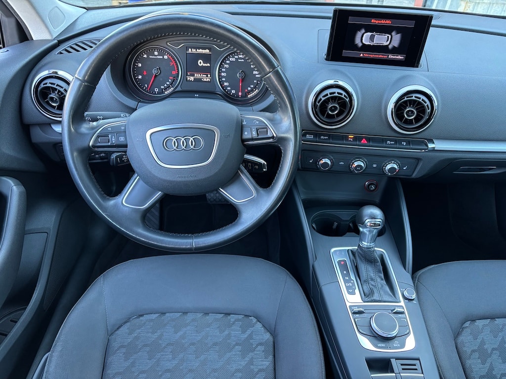 AUDI A3 Sportback 1.4 TFSI Attraction S-tronic-image-9