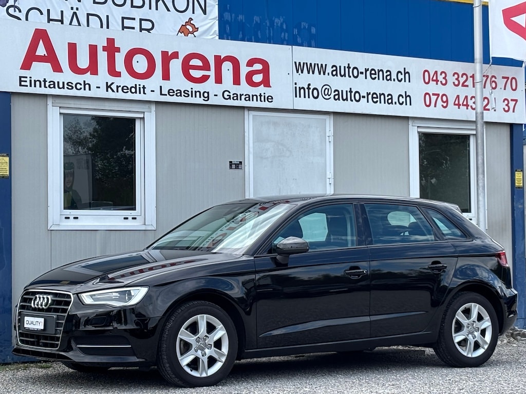 AUDI A3 Sportback 1.4 TFSI Attraction S-tronic-image-2
