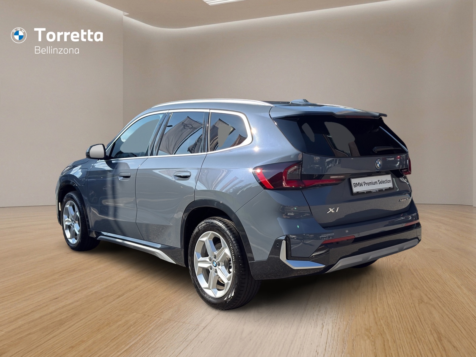 BMW X1 xDrive 25e xLine-showroom-element-2