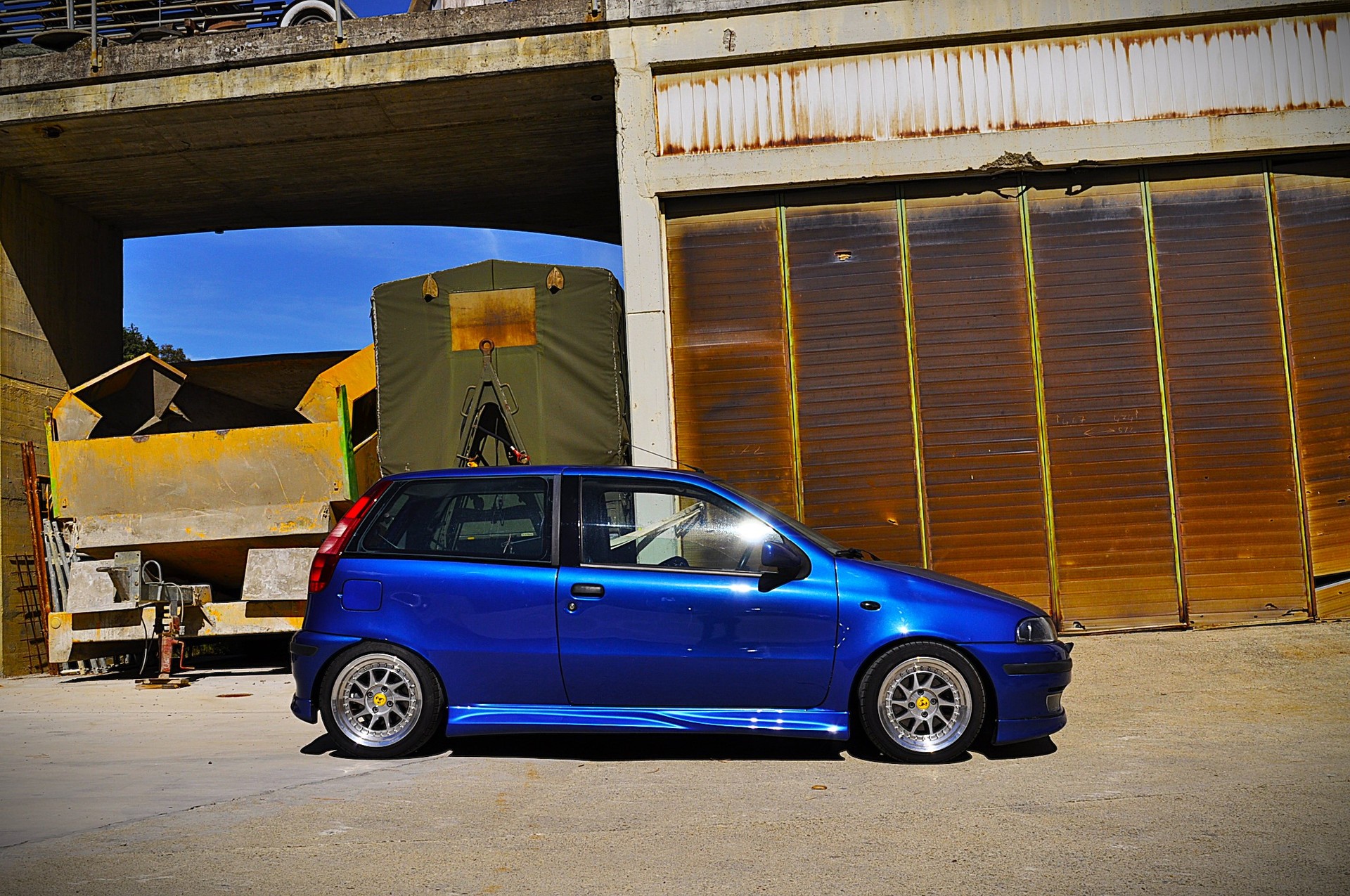 FIAT Punto GT-image-7
