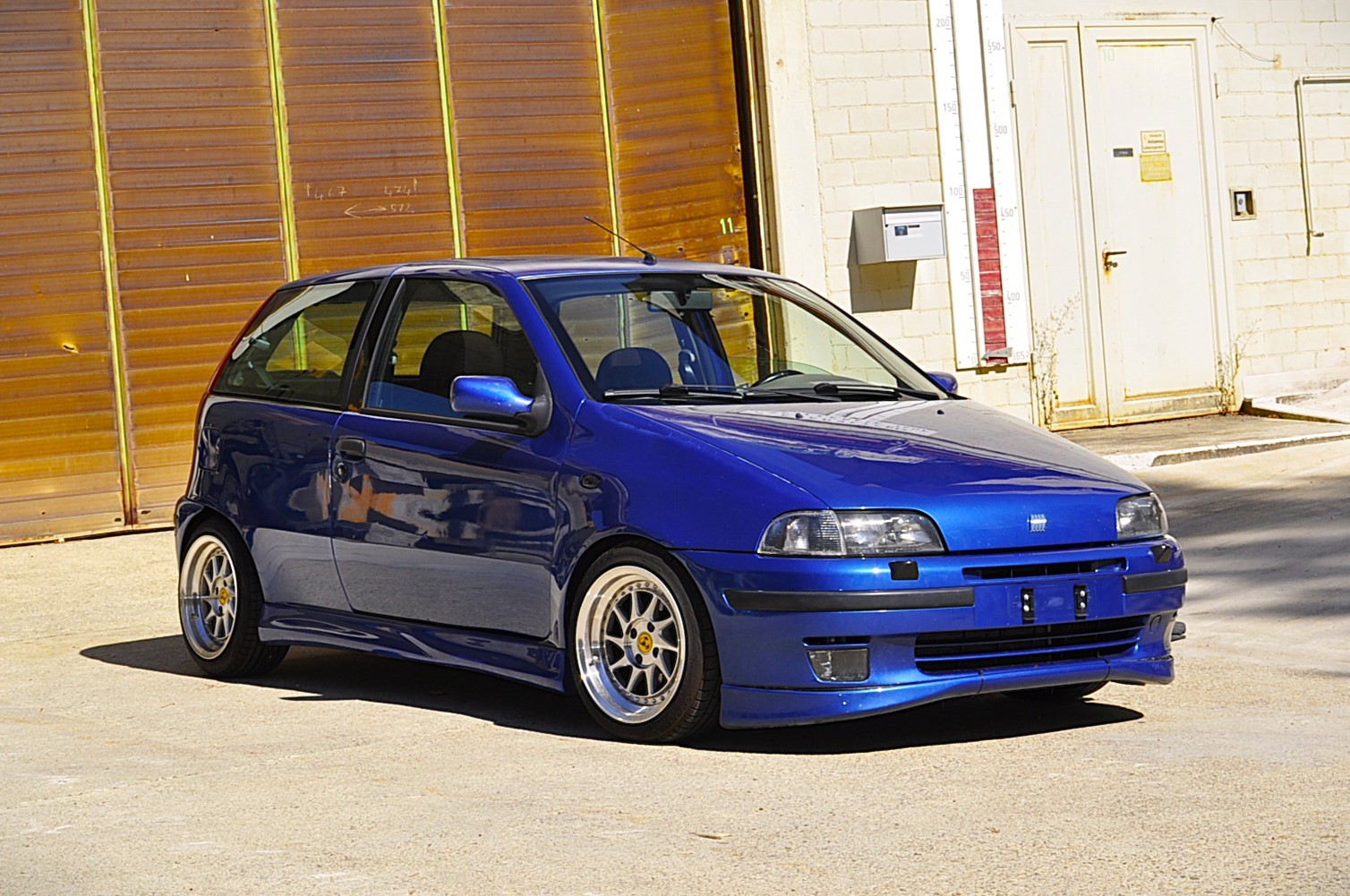 FIAT Punto GT-image-12