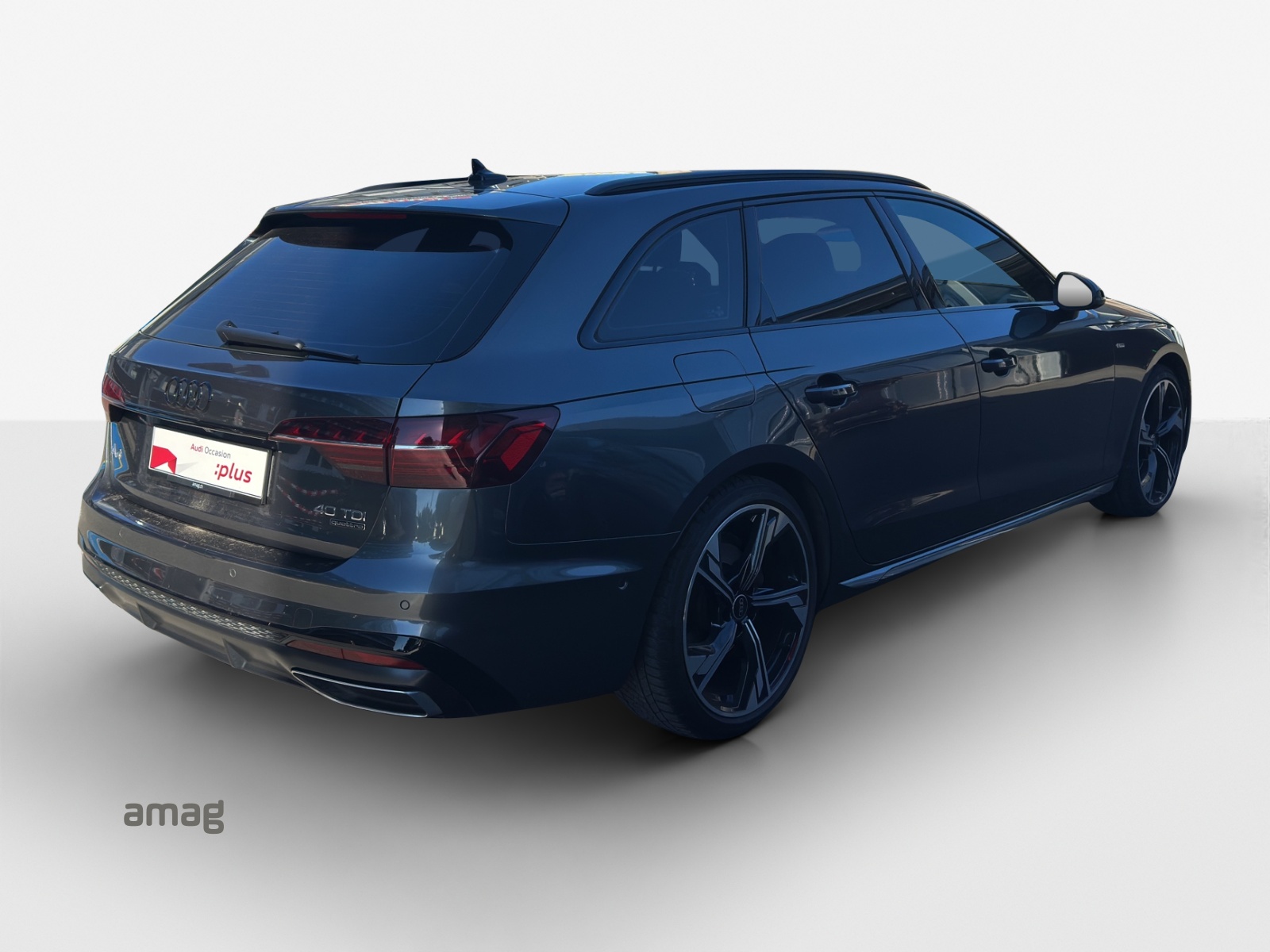 AUDI A4 Avant 40 TDI S line Attraction quattro S-tronic-image-5