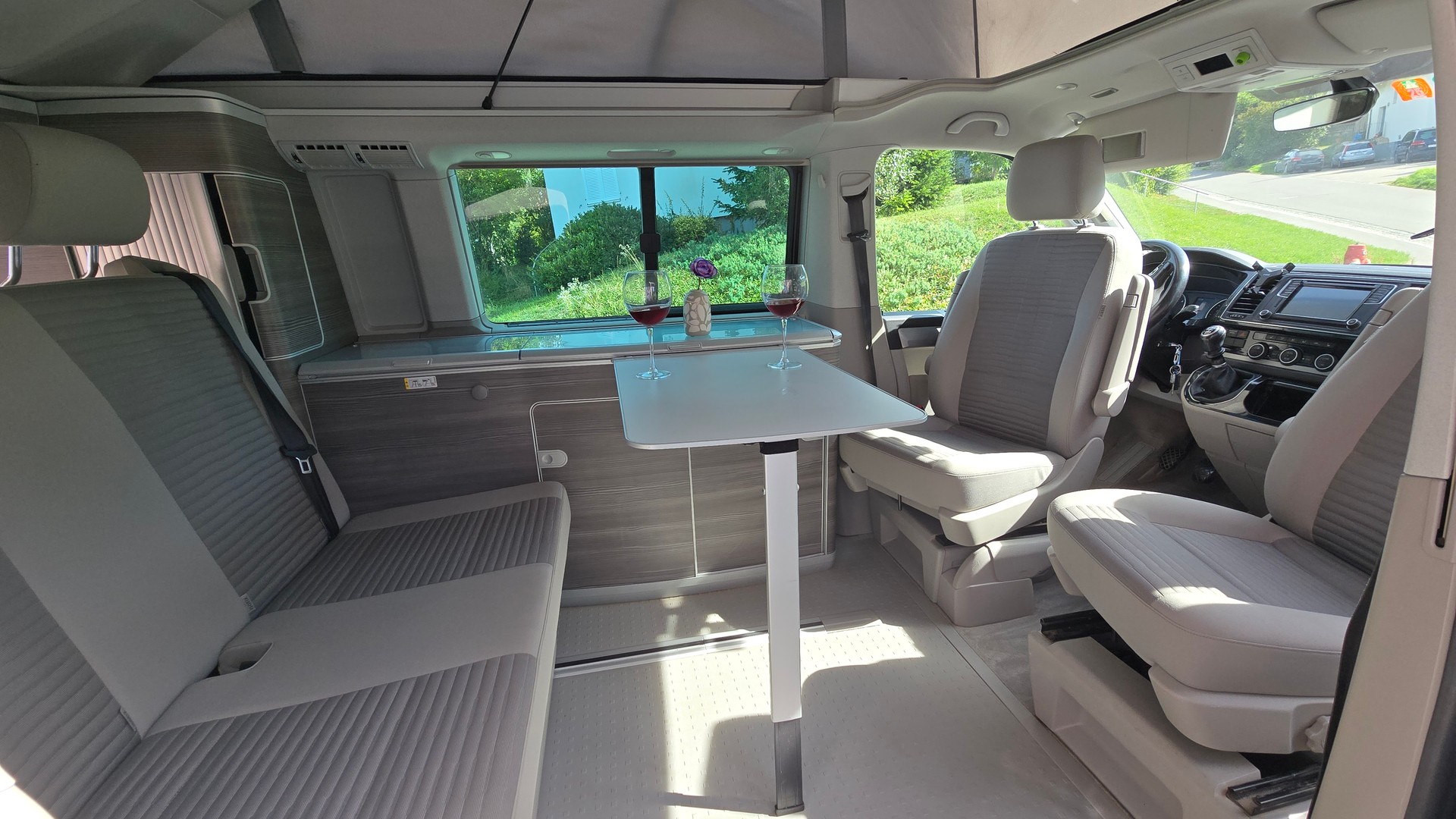 VW T6 California-image-0