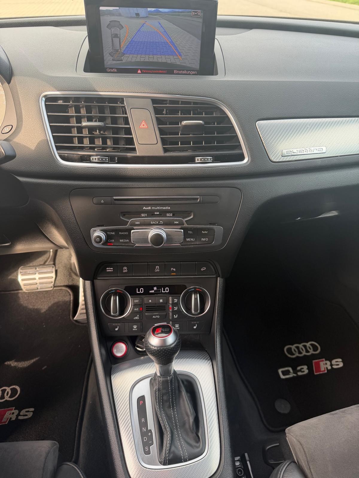 AUDI RS Q3 2.5 TFSI performance quattro S-tronic-image-5