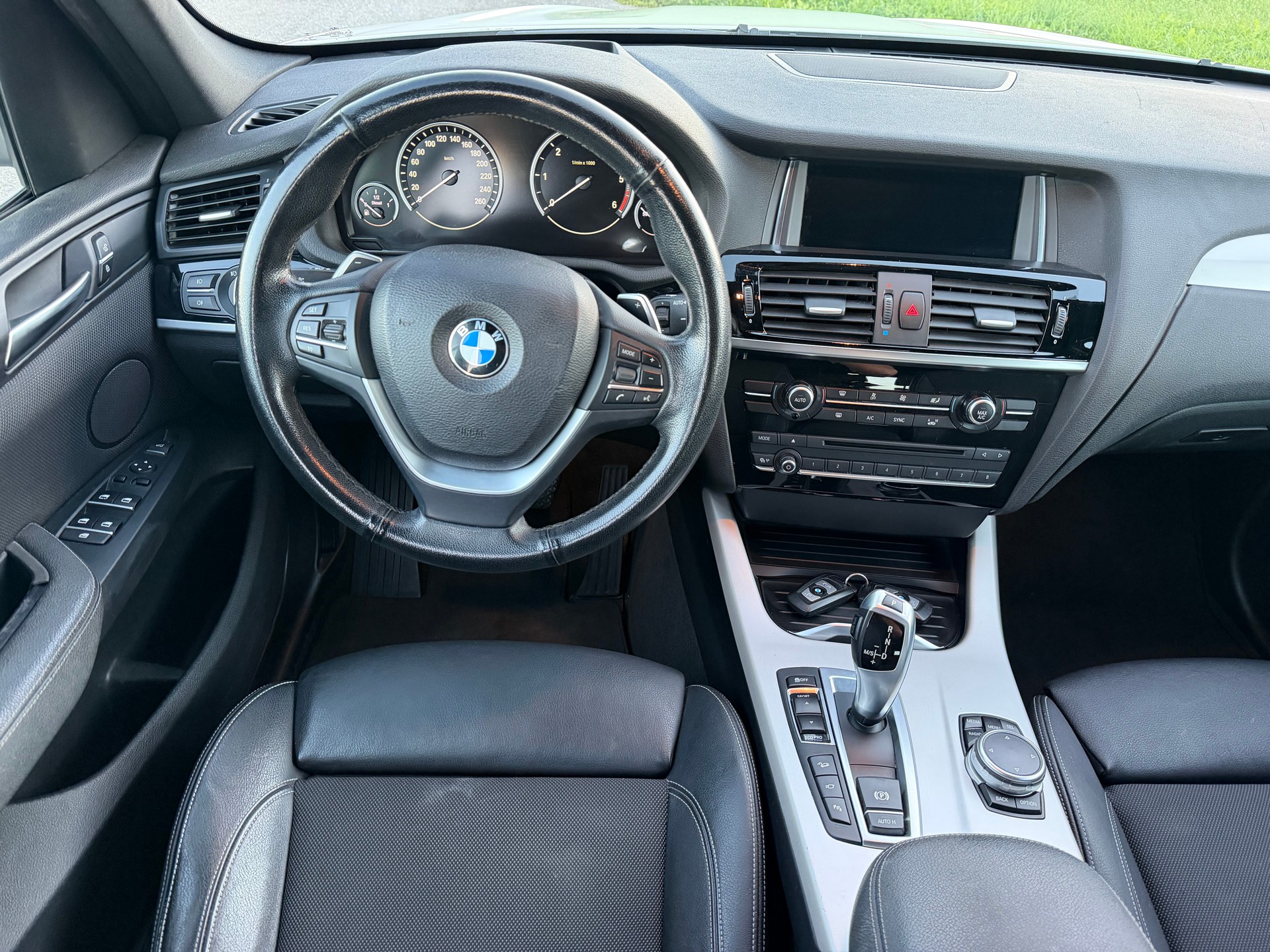 BMW X3 xDrive 20d xLine Steptronic-image-11