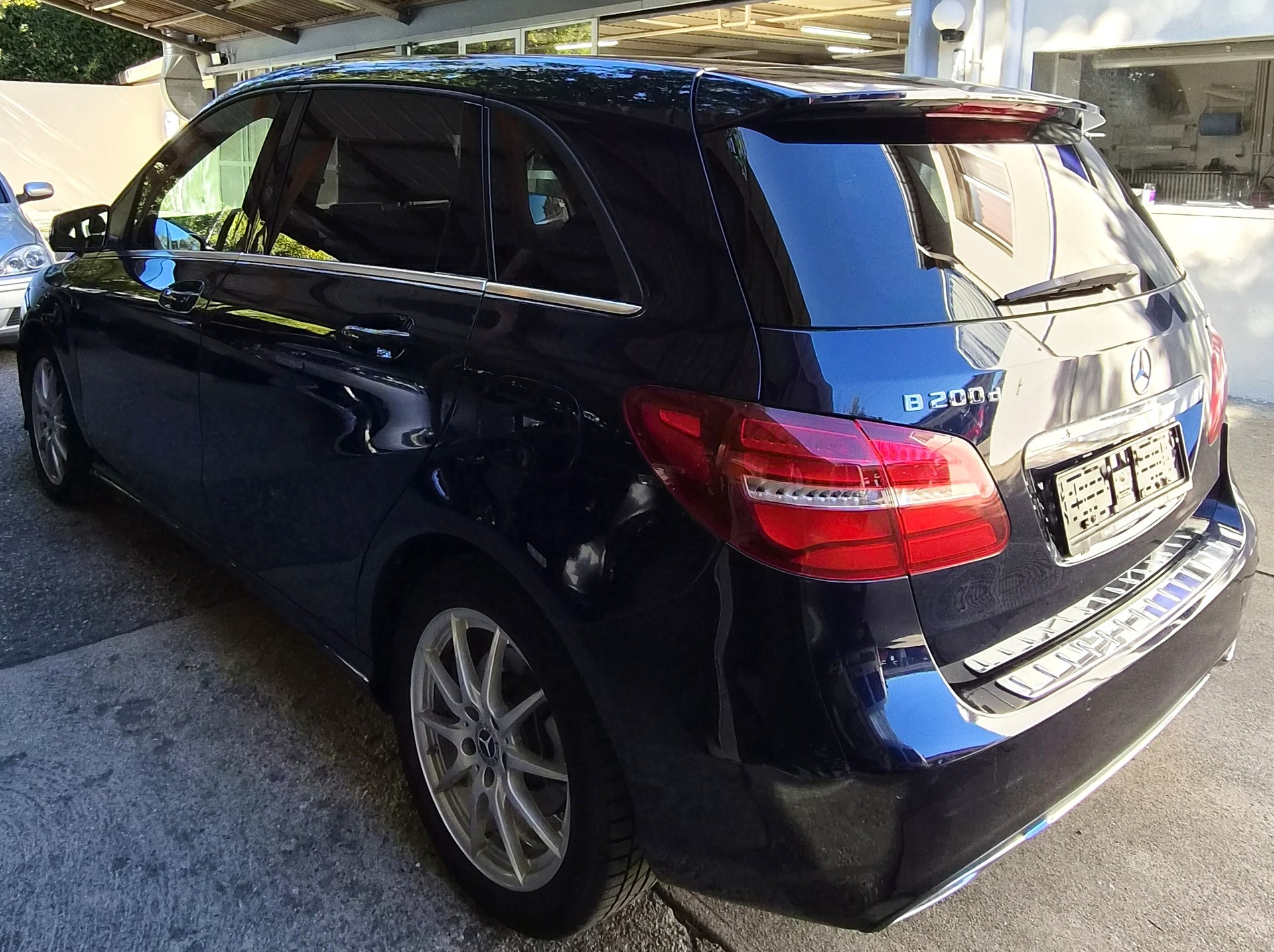 MERCEDES-BENZ B 200 CDI 4Matic 7G-DCT-image-3