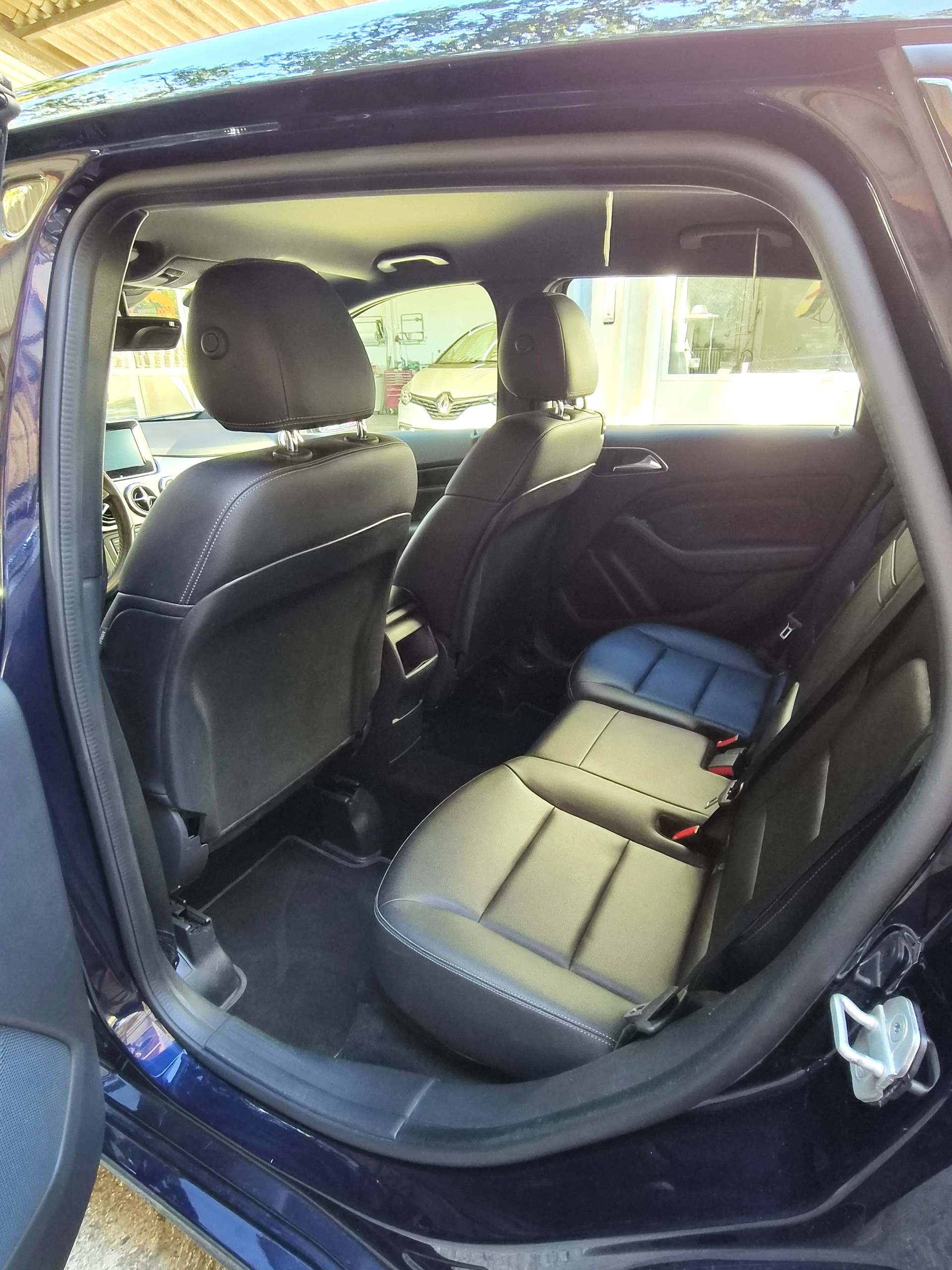 MERCEDES-BENZ B 200 CDI 4Matic 7G-DCT-image-10