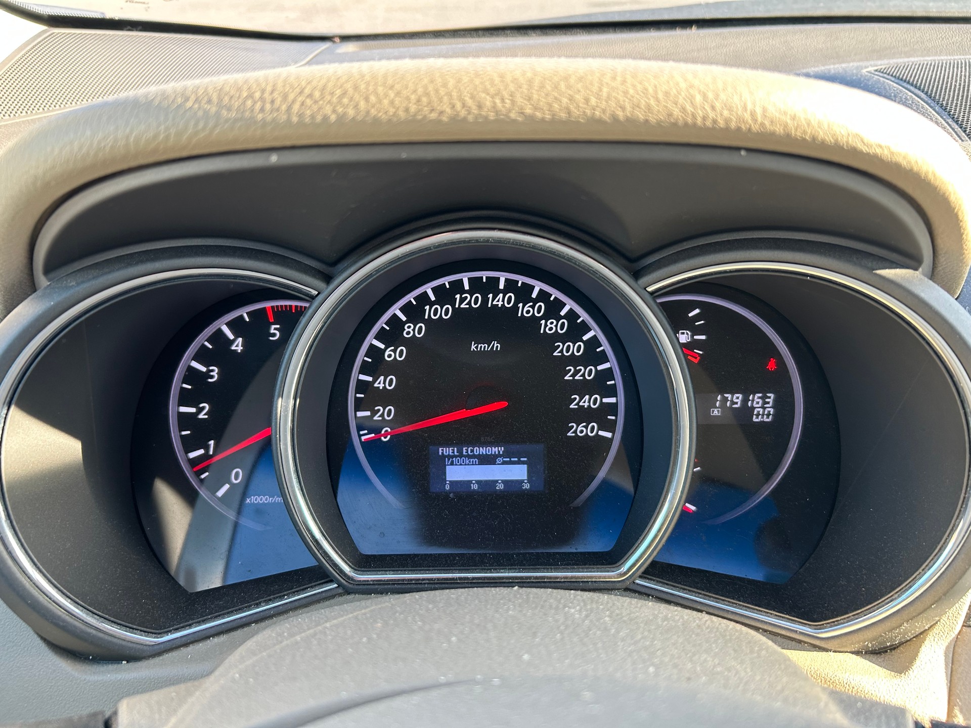 NISSAN Murano 2.5 dCi Executive Automatic-image-9