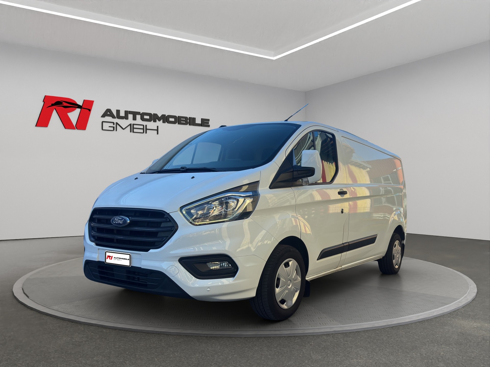 FORD Transit Custom Van 300 L2H1 Trend A-image-0