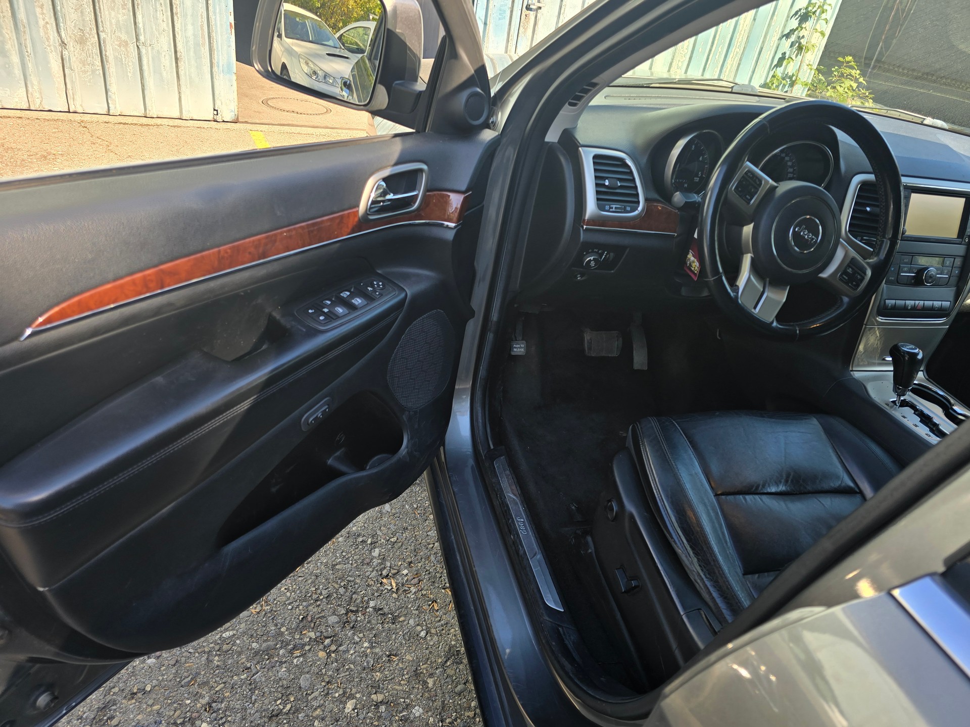 JEEP Grand Cherokee 3.0 CRD Limited Automatic-image-12