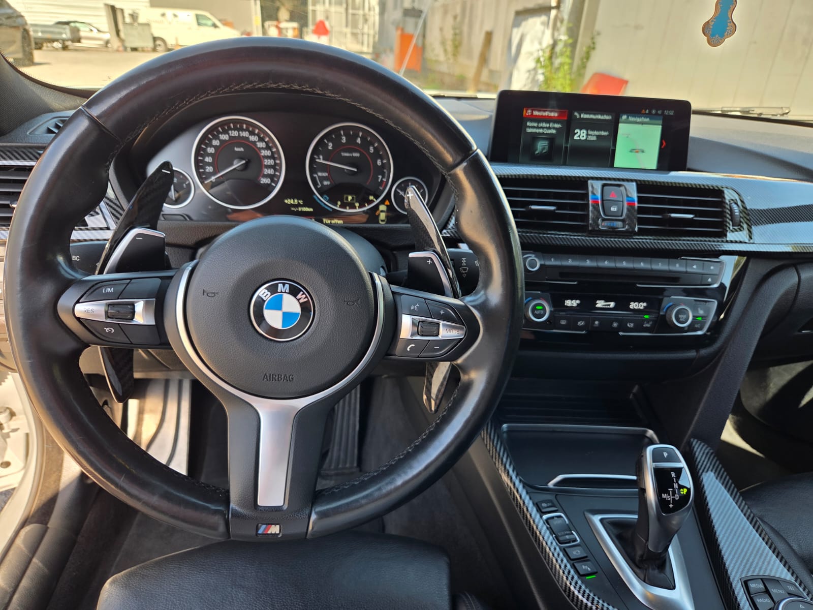 BMW 430i Gran Coupé xDrive M Sport Steptronic-image-9