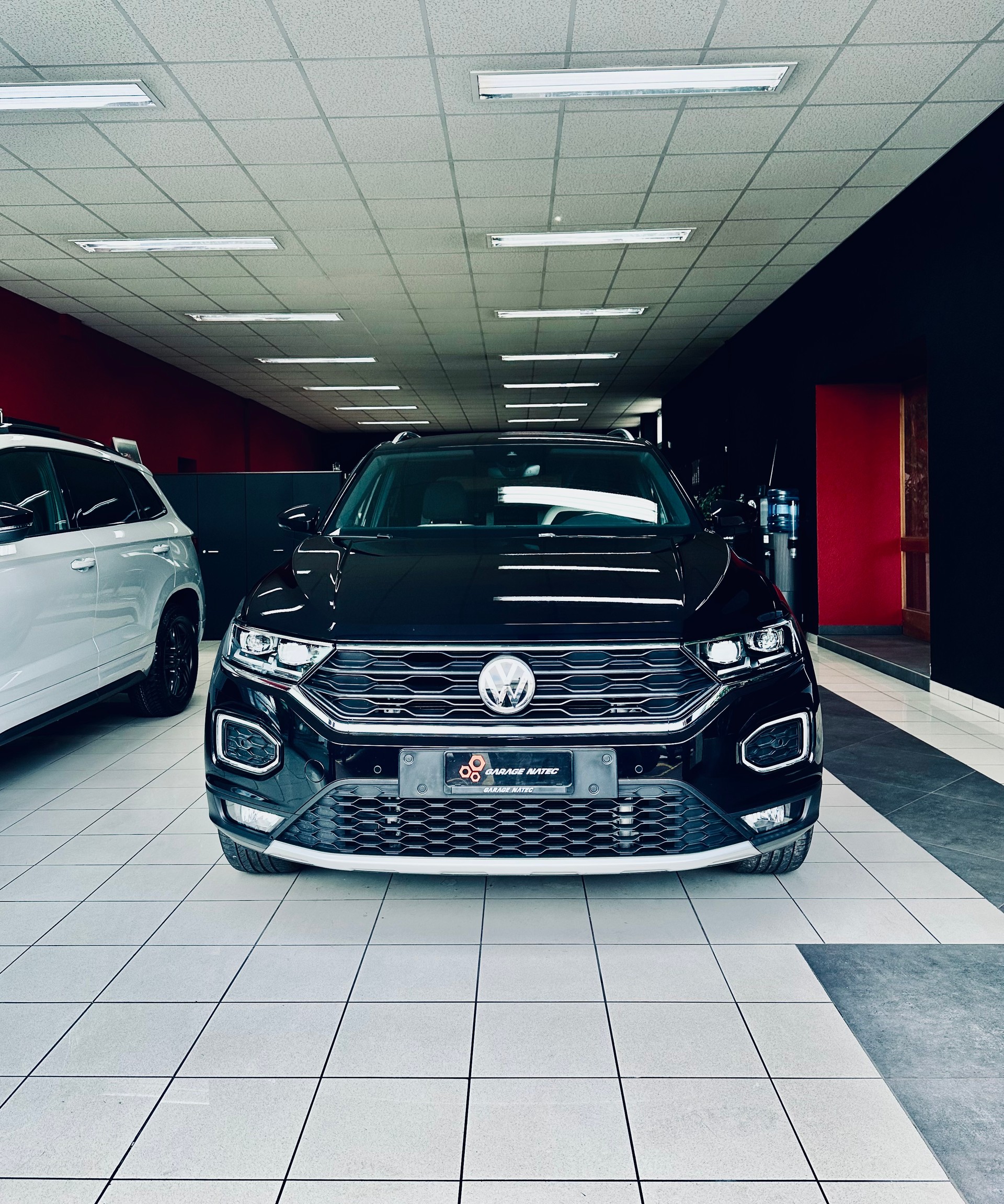 VW T-Roc 2.0 TSI Sport DSG 4Motion-image-0