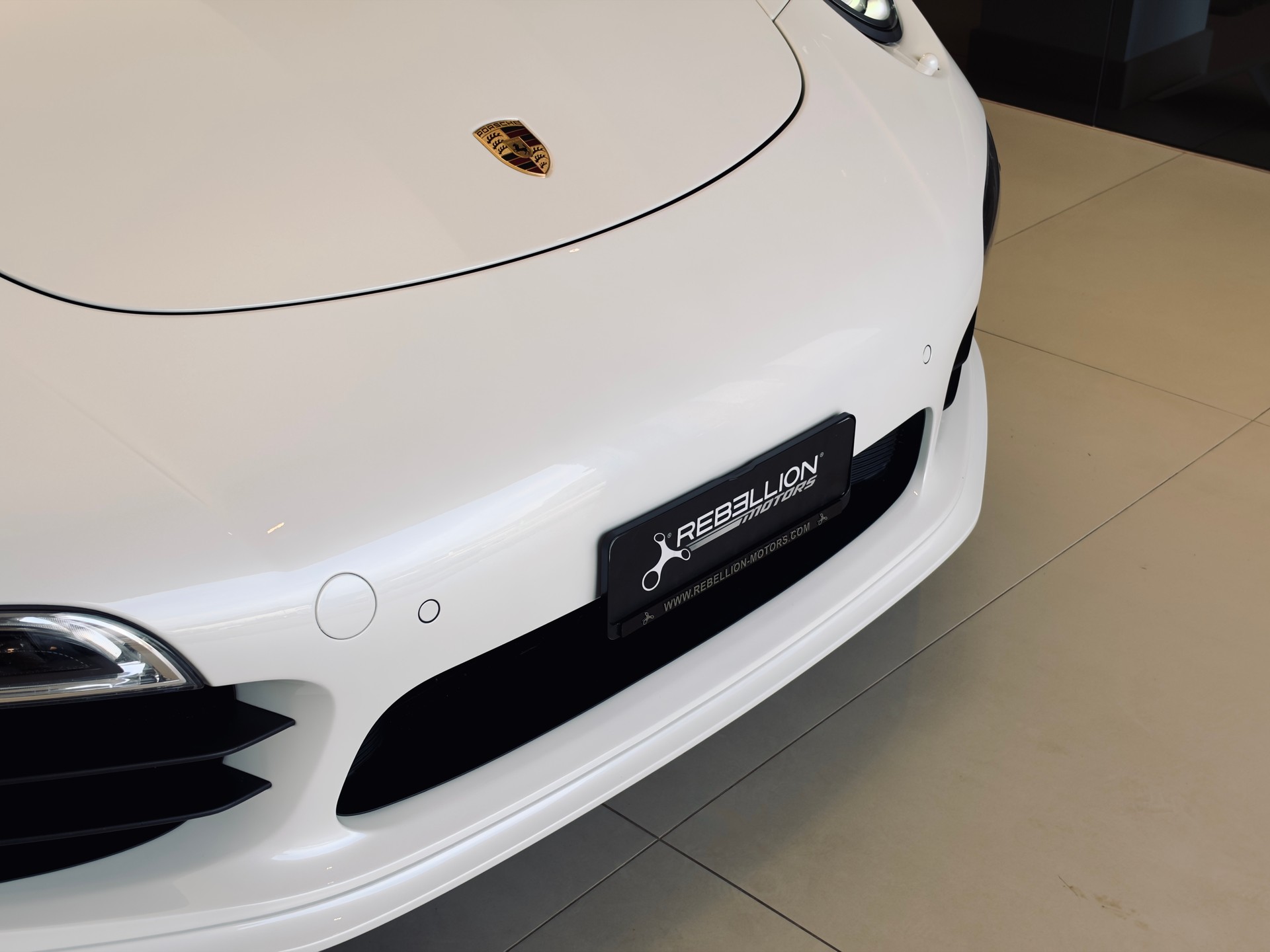 PORSCHE 911 Turbo S Cabrio PDK-image-4