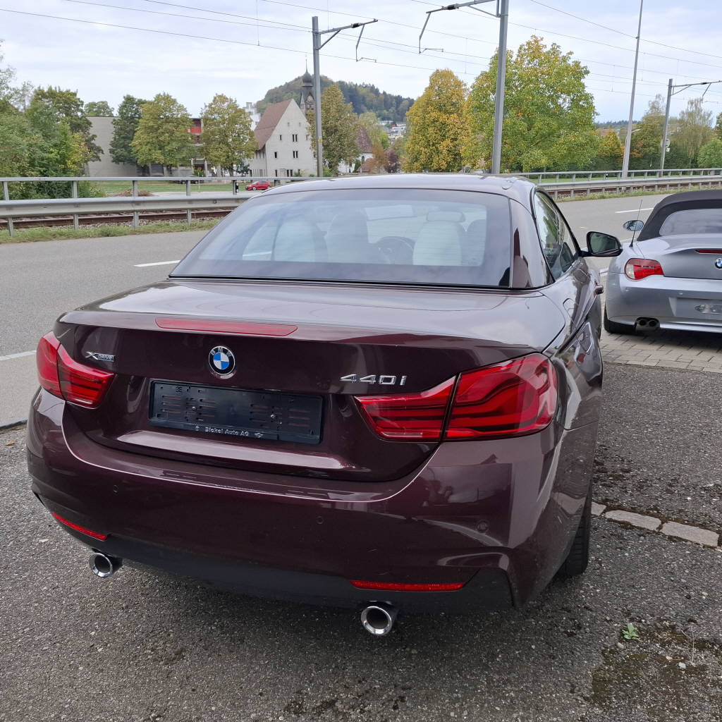 BMW 440i xDrive Cabrio-image-4