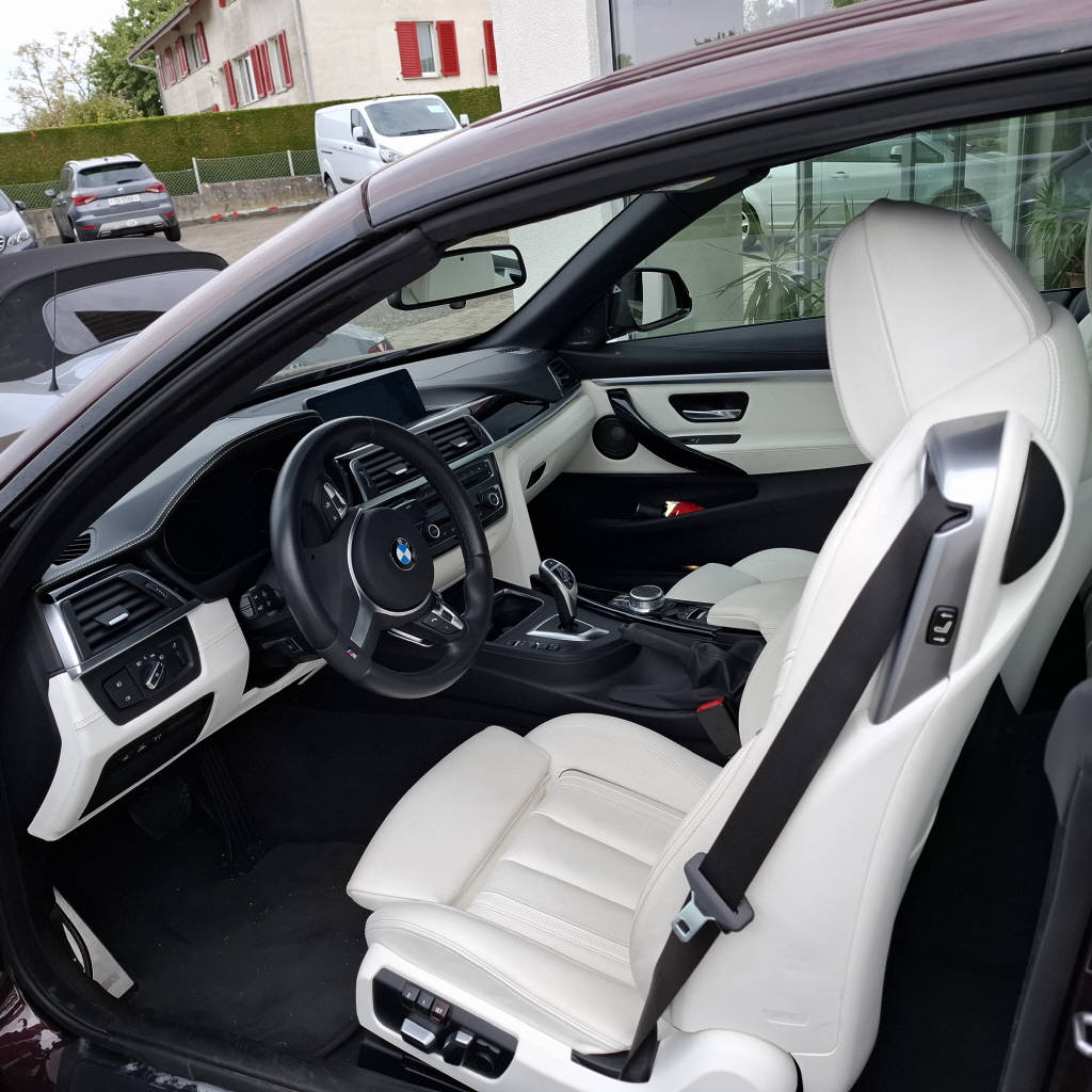 BMW 440i xDrive Cabrio-image-7