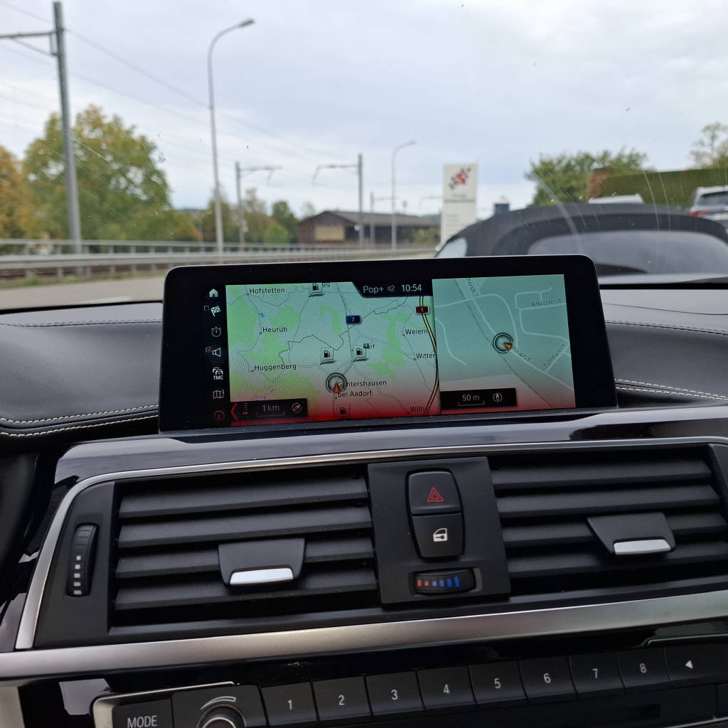 BMW 440i xDrive Cabrio-image-8