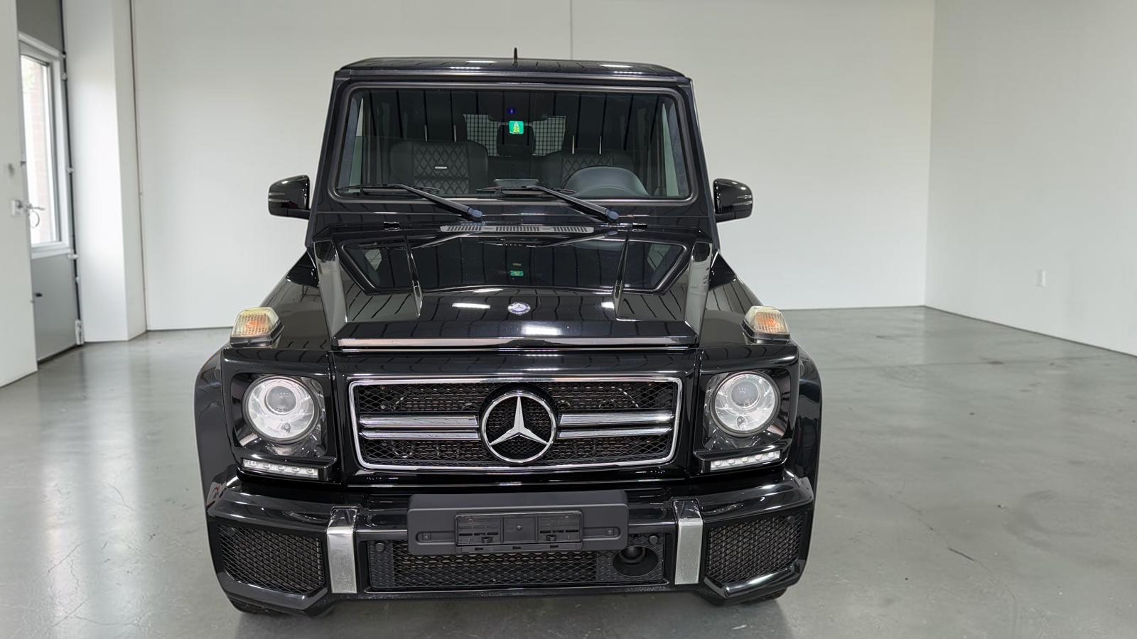 MERCEDES-BENZ G 63 AMG Automatic-image-4