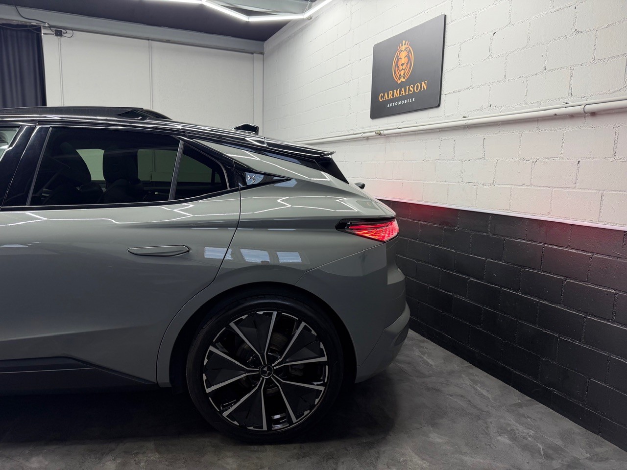 DS AUTOMOBILES DS 4 1.6 Pure Tech Performance Line+ EAT8 | CH-Auto | Glasdach | Head-Up | 360° Kamera | ACC Tempomat | AHK 1'6T-image-3