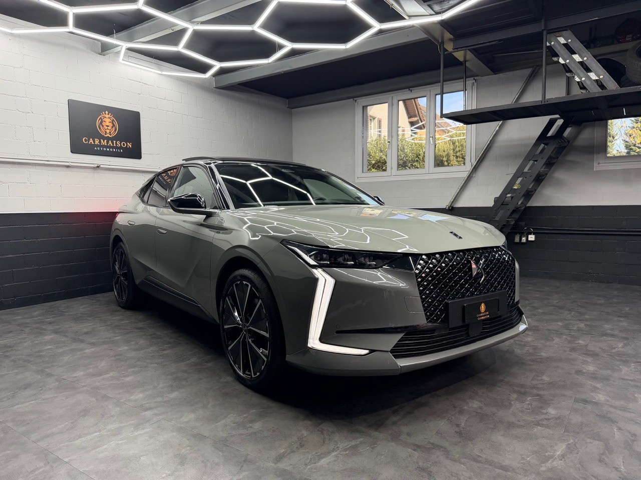 DS AUTOMOBILES DS 4 1.6 Pure Tech Performance Line+ EAT8 | CH-Auto | Glasdach | Head-Up | 360° Kamera | ACC Tempomat | AHK 1'6T-image-0