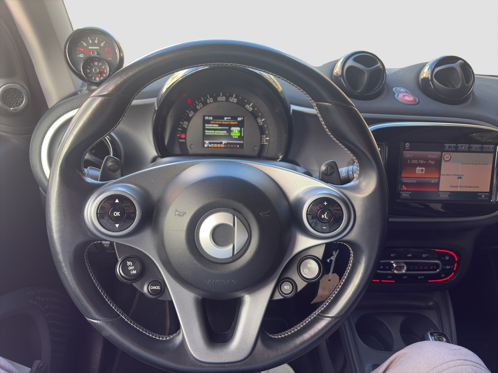 SMART fortwo Brabus twinmatic-image-9