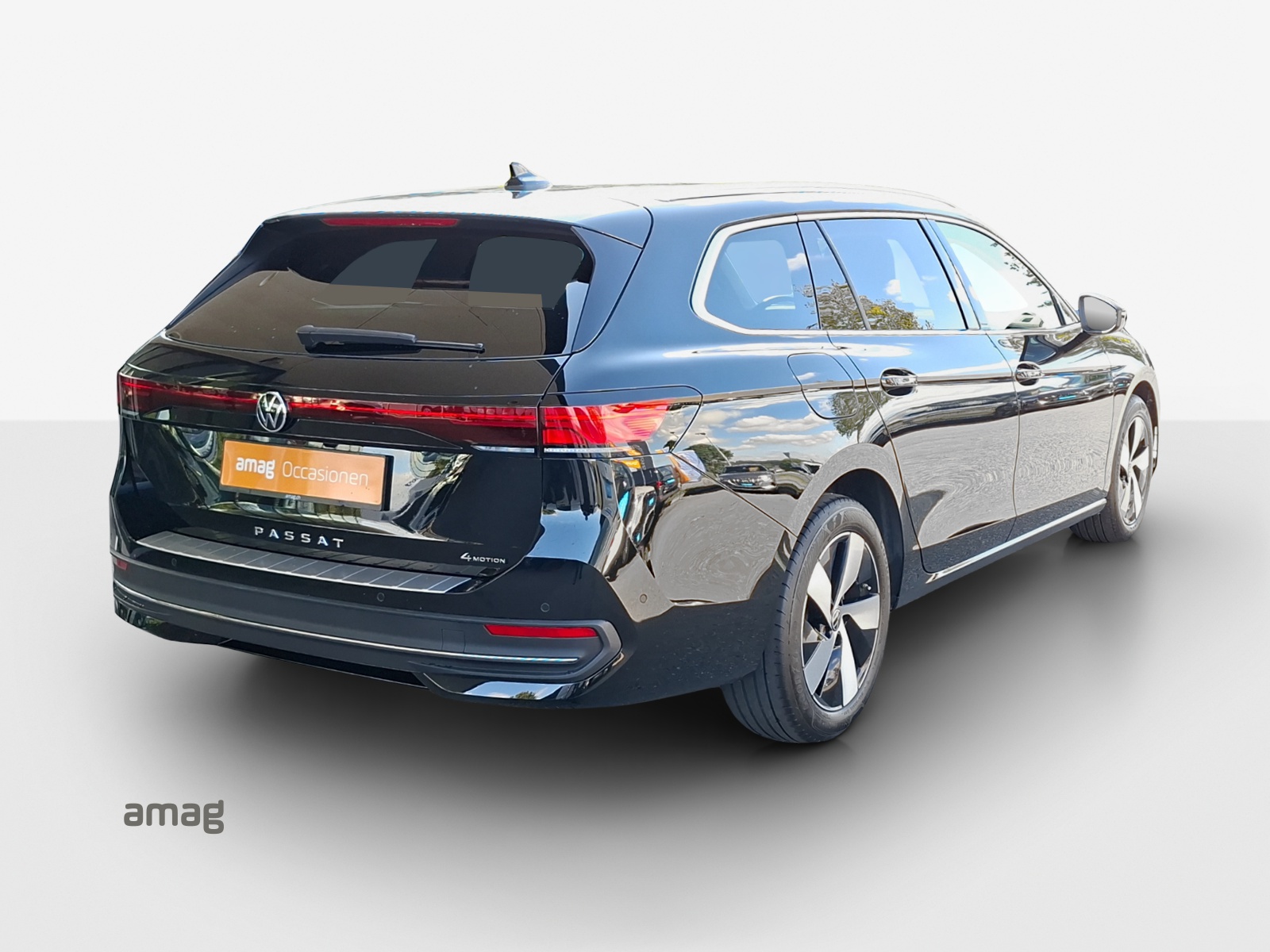 VW Passat Variant 2.0 TDI evo Business 4 Motion DSG-image-4