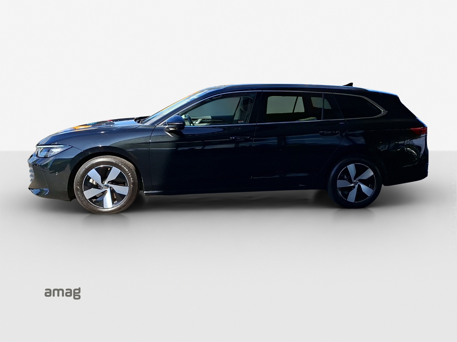 VW Passat Variant 2.0 TDI evo Business 4 Motion DSG-image-1