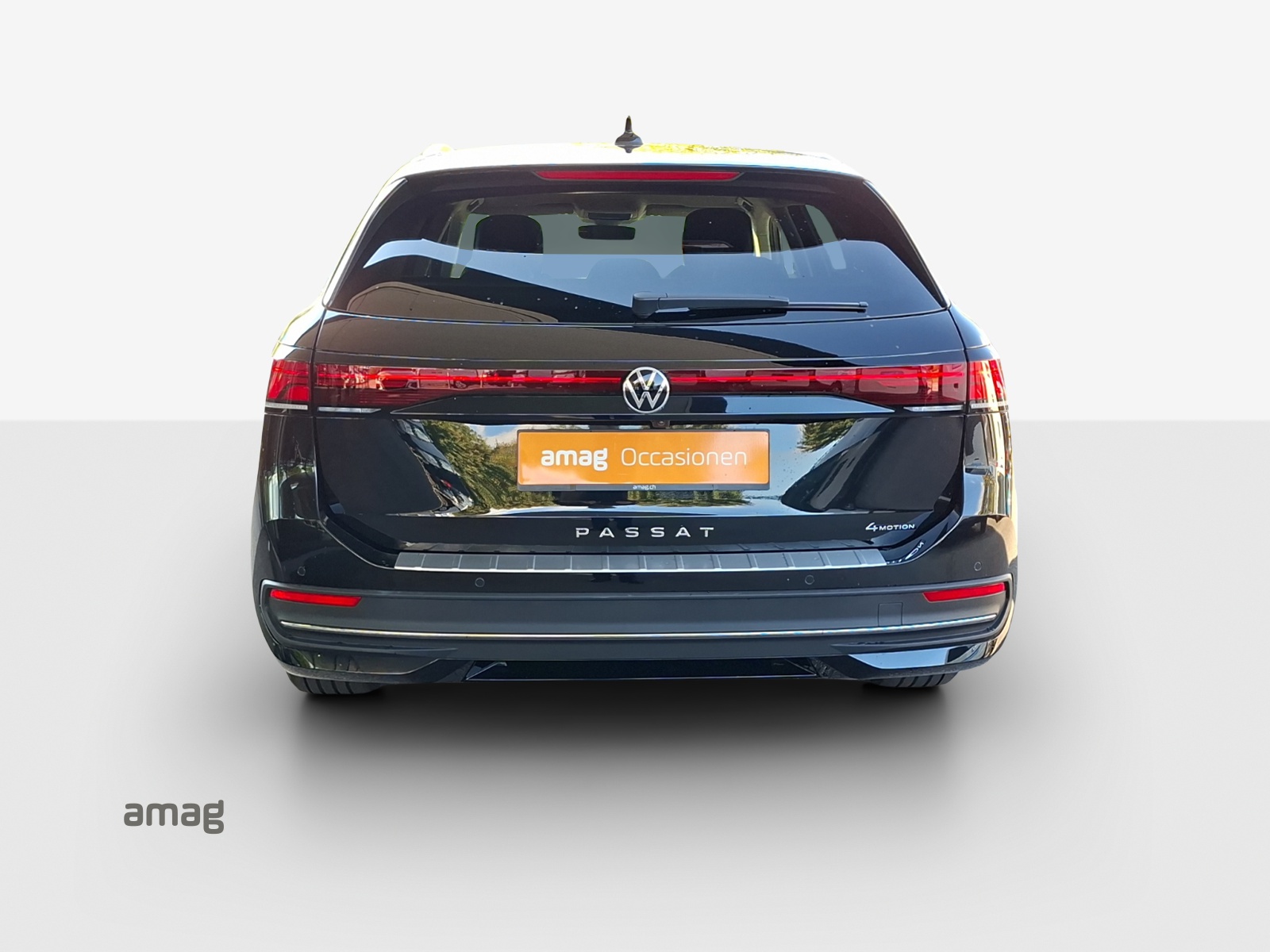 VW Passat Variant 2.0 TDI evo Business 4 Motion DSG-image-3
