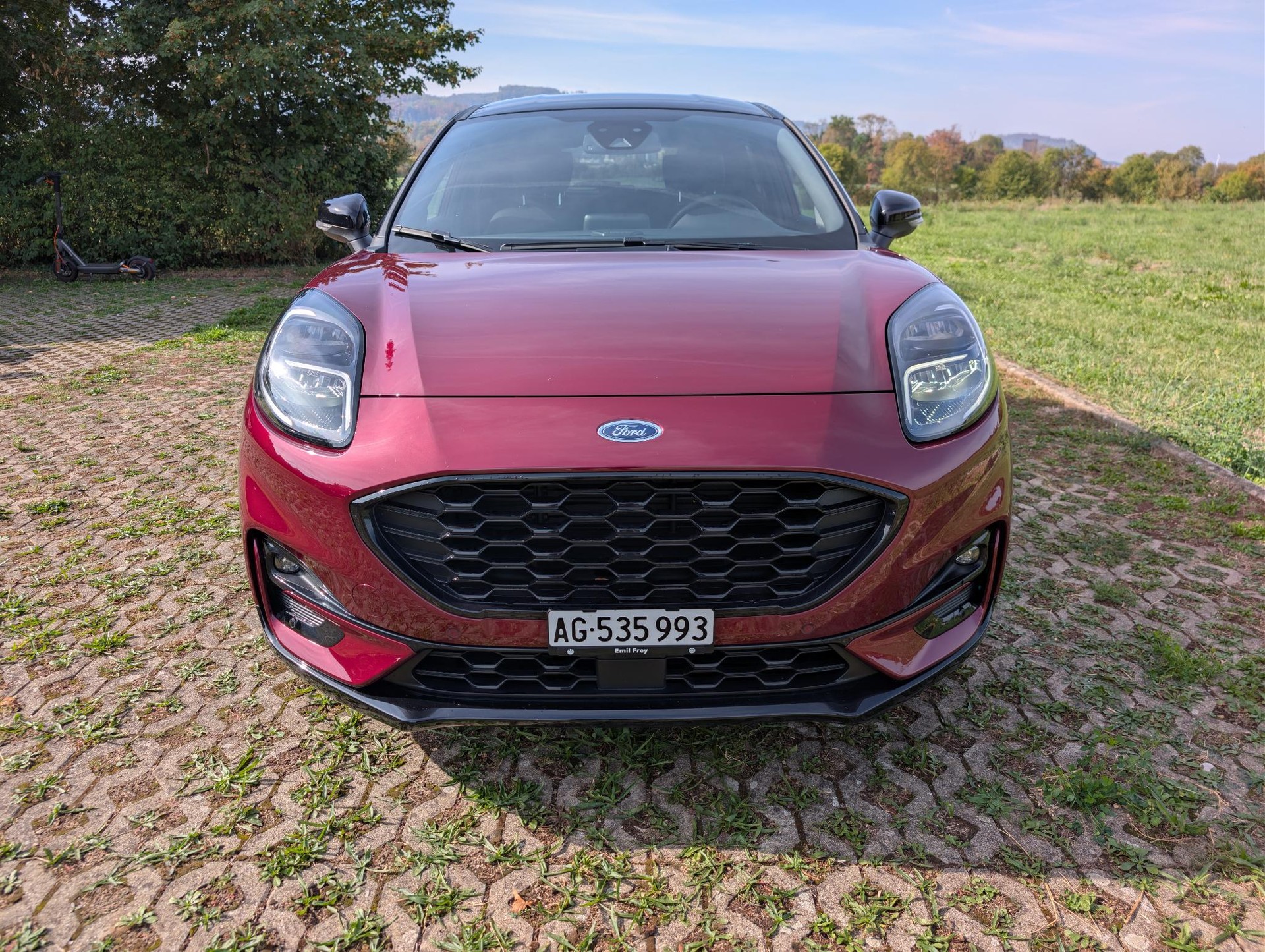 FORD 1.0 EcoB Hybrid 155 Vivid Ruby Edition-image-1
