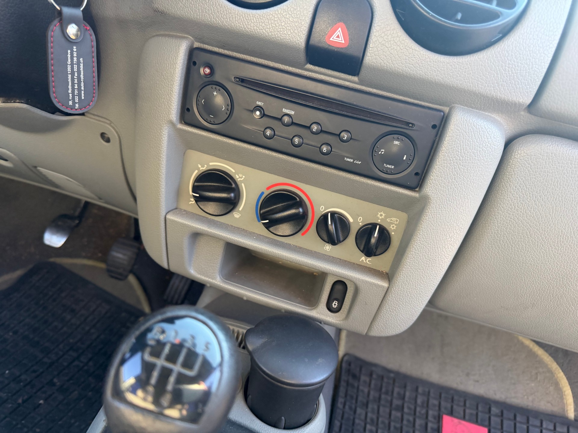 RENAULT Kangoo 1.5 dCi Alizé-image-3