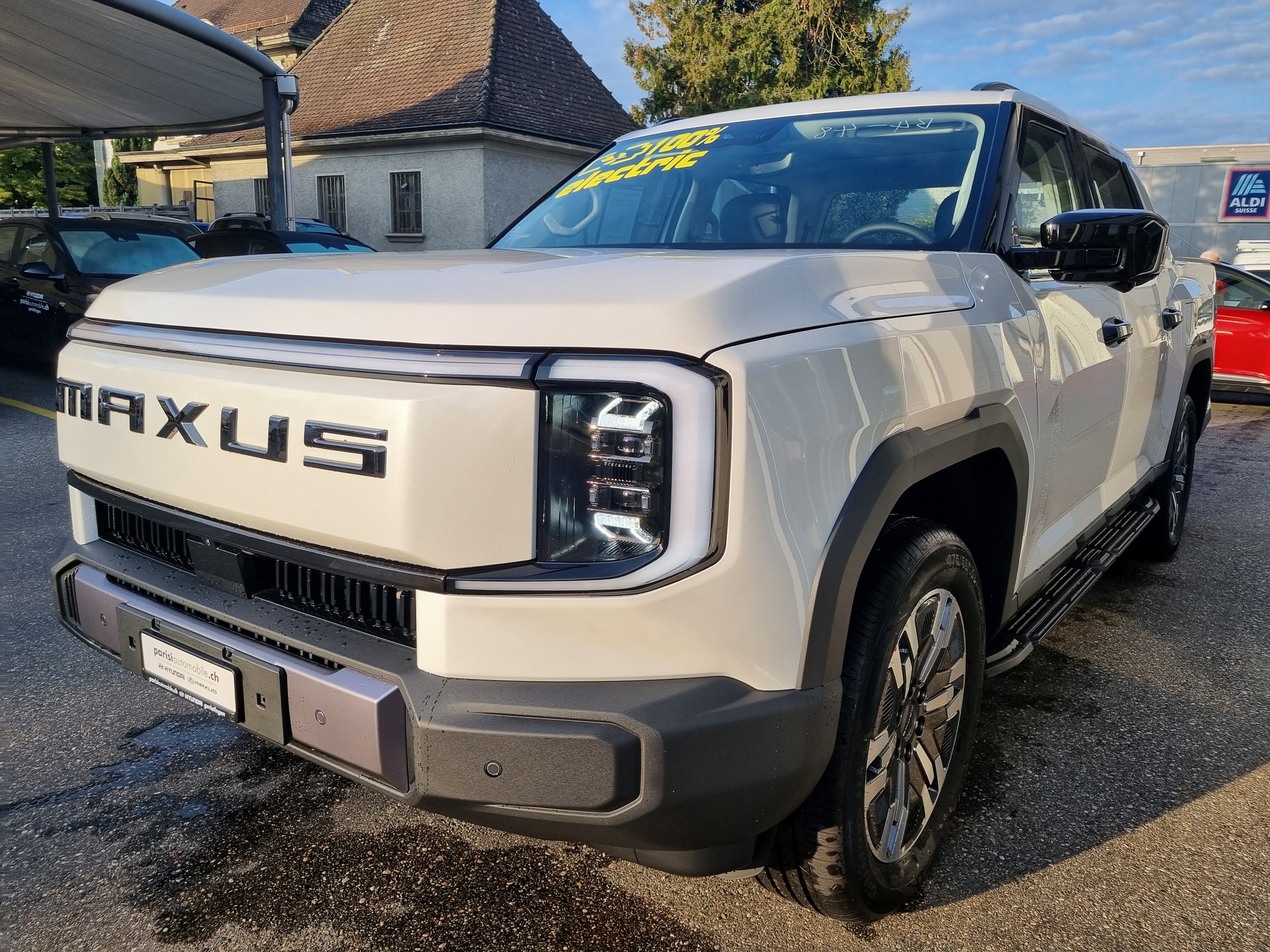 MAXUS eTerron 9 102kWh Premium-image-2