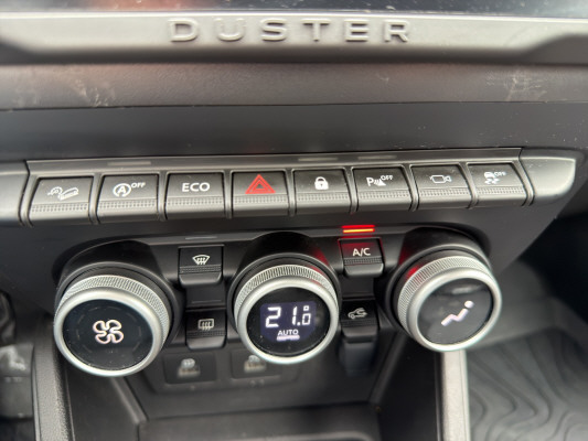 DACIA Duster TCe 150 Extre. 4x4-image-12