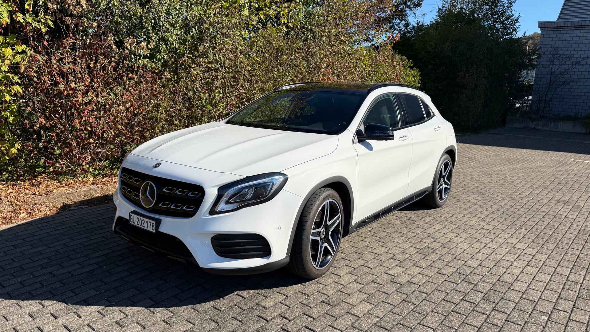 MERCEDES-BENZ GLA 250 4m - AMG Line - Panoramadach-image-7