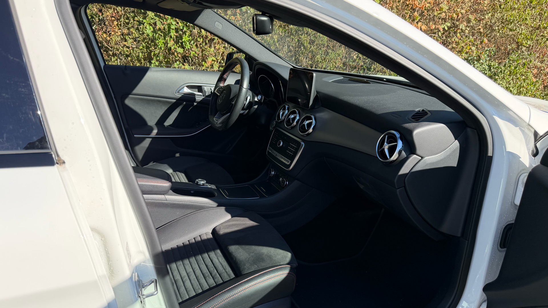 MERCEDES-BENZ GLA 250 4m - AMG Line - Panoramadach-image-5