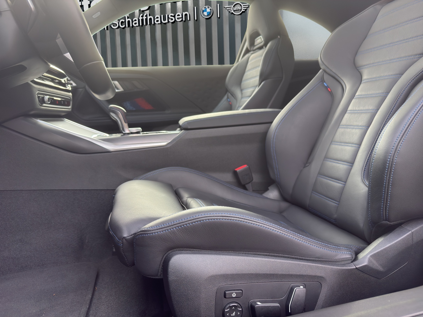 BMW 2er Reihe Coupé M2 M SPORTSITZE-image-16