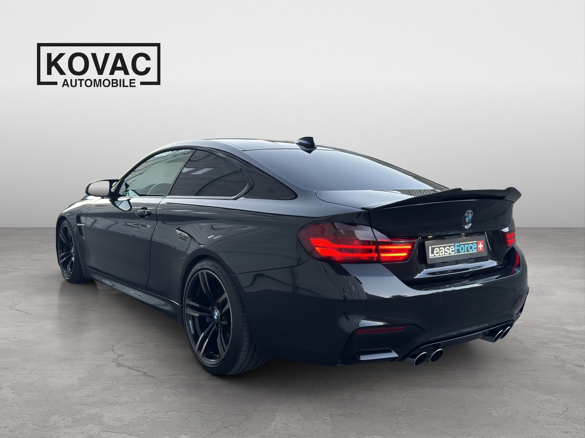 BMW M4 Coupé DKG-image-2