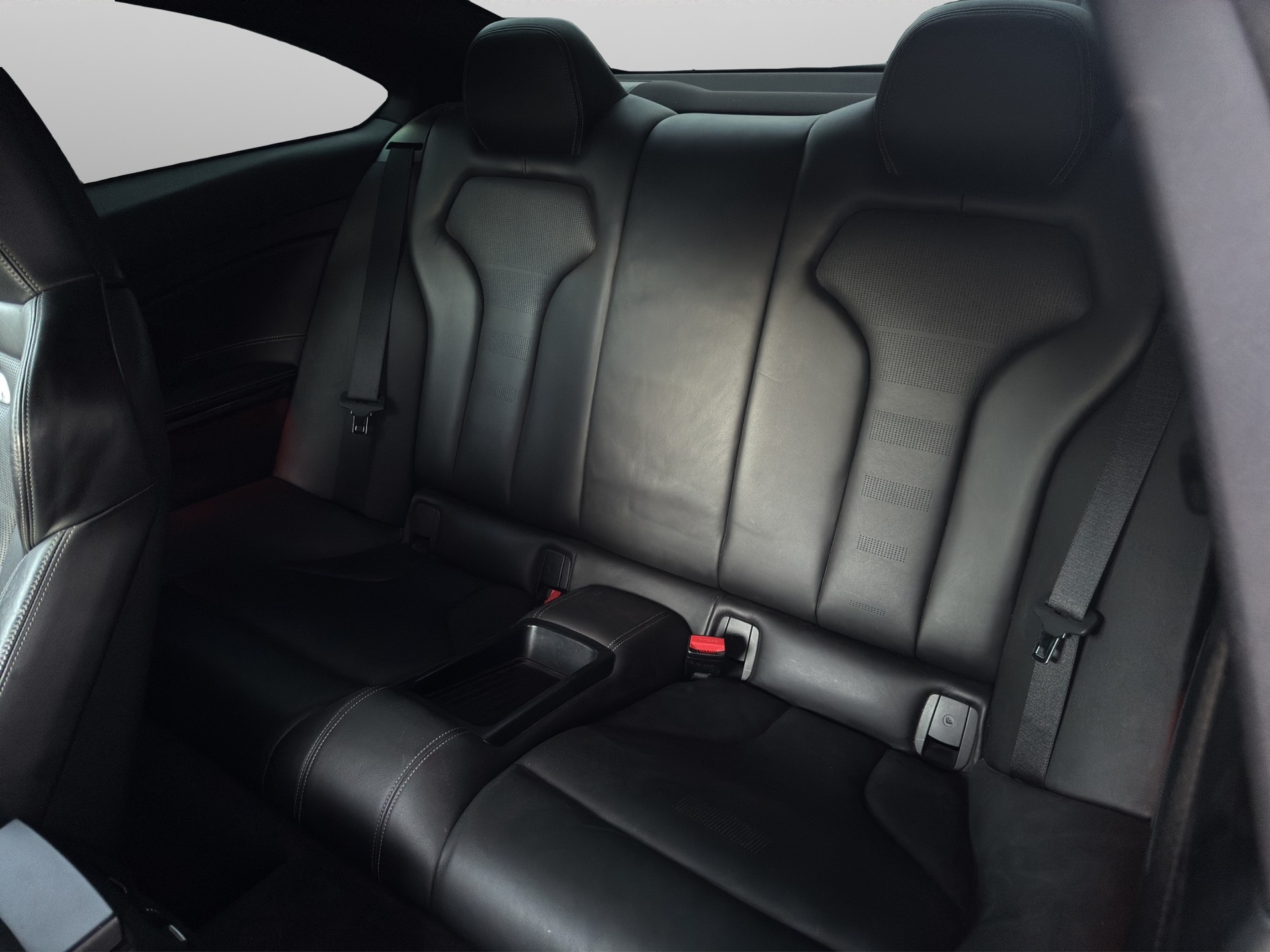 BMW M4 Coupé DKG-image-7