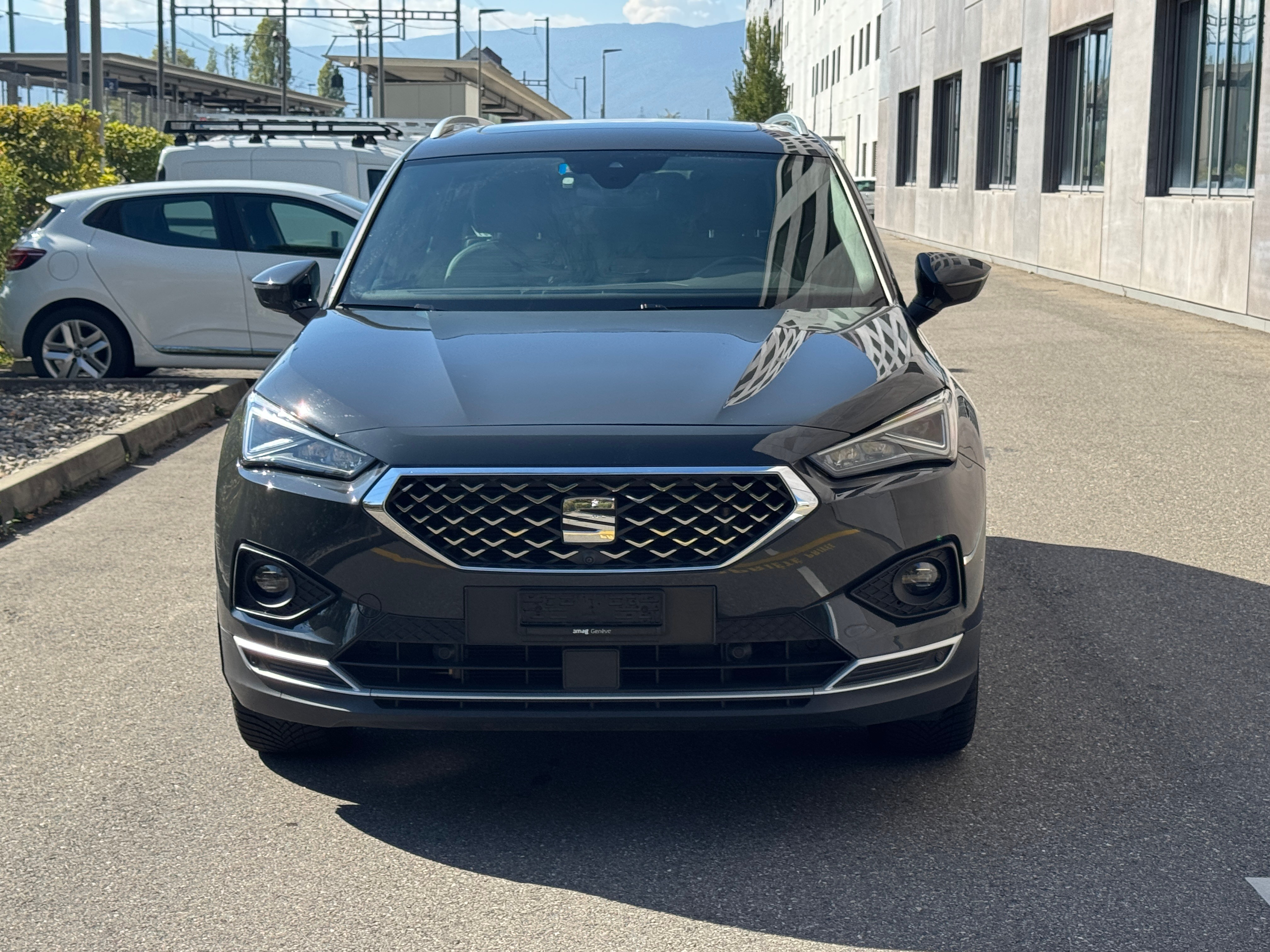 Car photo