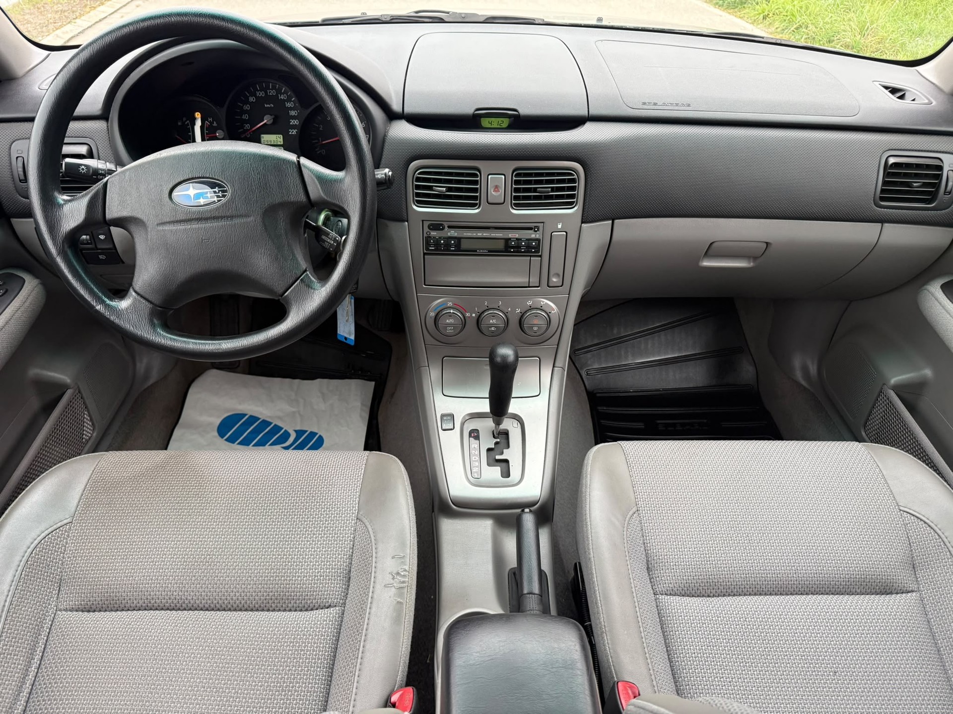 SUBARU Forester 2.0X Comfort Automatic-image-9
