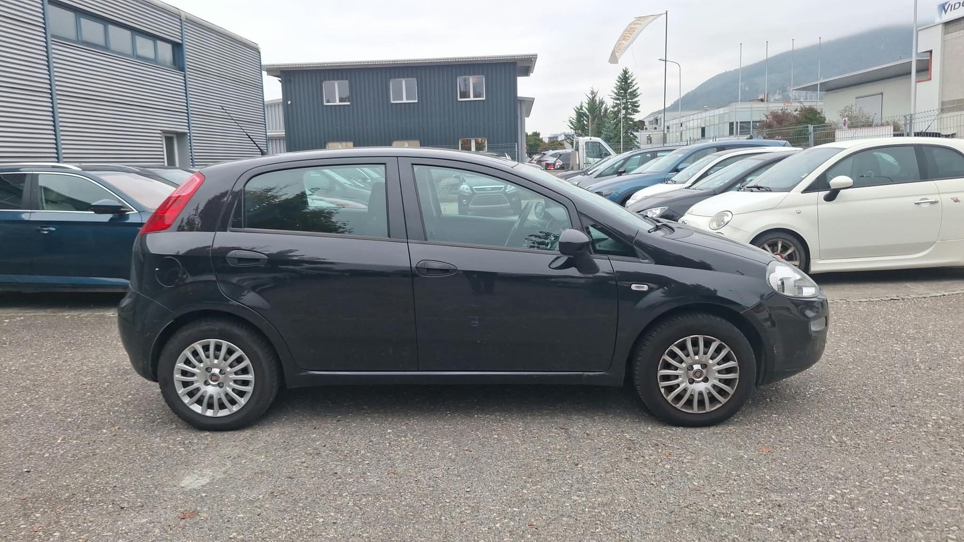 FIAT Punto 1.2 Young-image-9