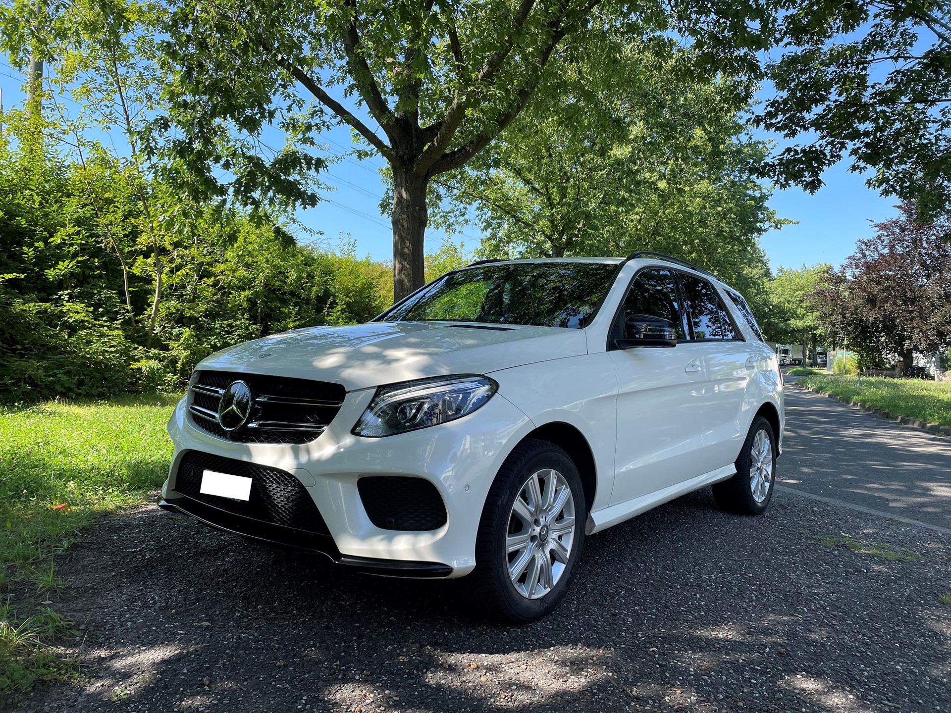 MERCEDES-BENZ GLE 350 d 4Matic 9G-Tronic-image-1